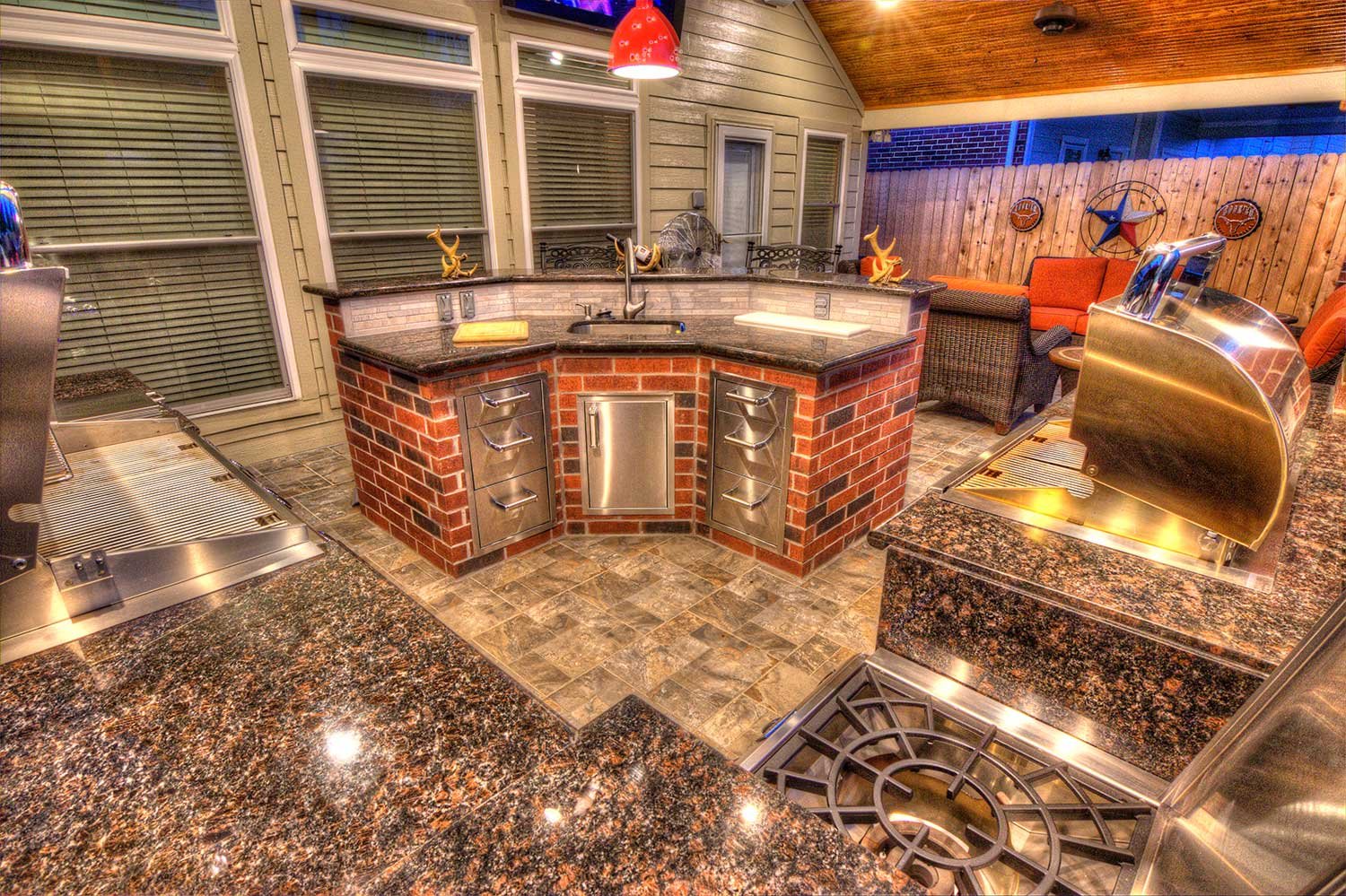 Outdoor Kitchens by HHI Patio Covers
